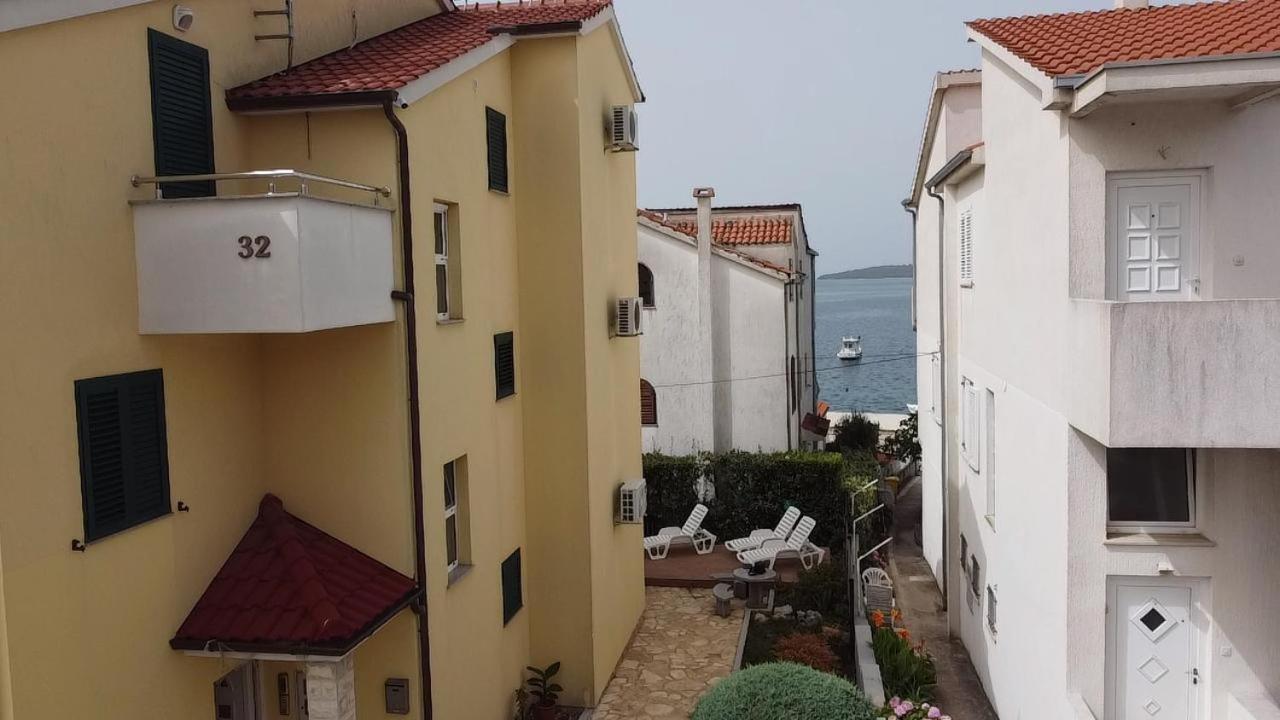 Villa Veronika Brodarica  Bagian luar foto